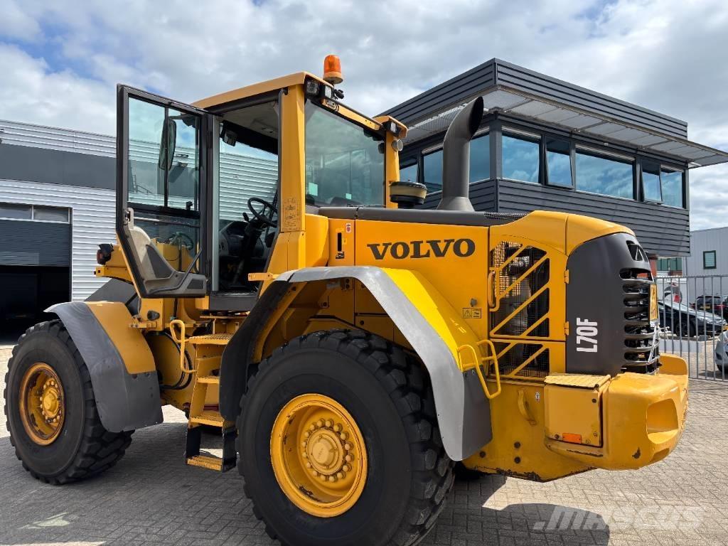 Volvo L 70 F Pale gommate