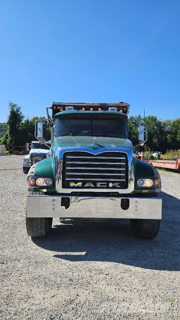 Mack CTP613 Camion ribaltabili