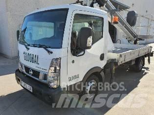 Nissan CABSTAR NT400 Piattaforme autocarrate