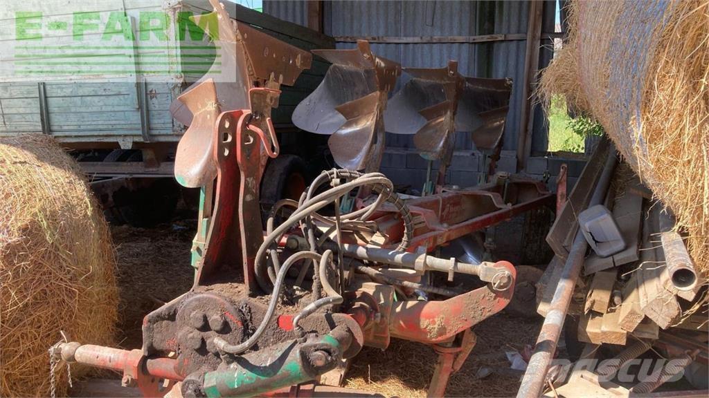 Kverneland LB 100 Aratri convenzionali