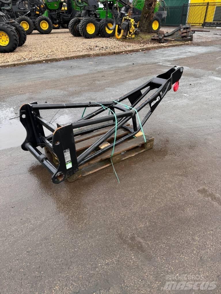 Manitou P2000 Paranchi, argani e sollevatori di materiale