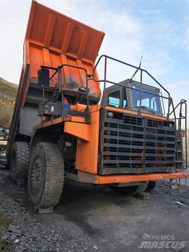 Hitachi EH 750-2 Dumper a telaio rigido