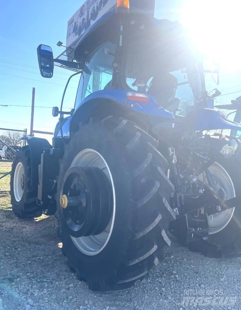 New Holland T 7.210 Trattori