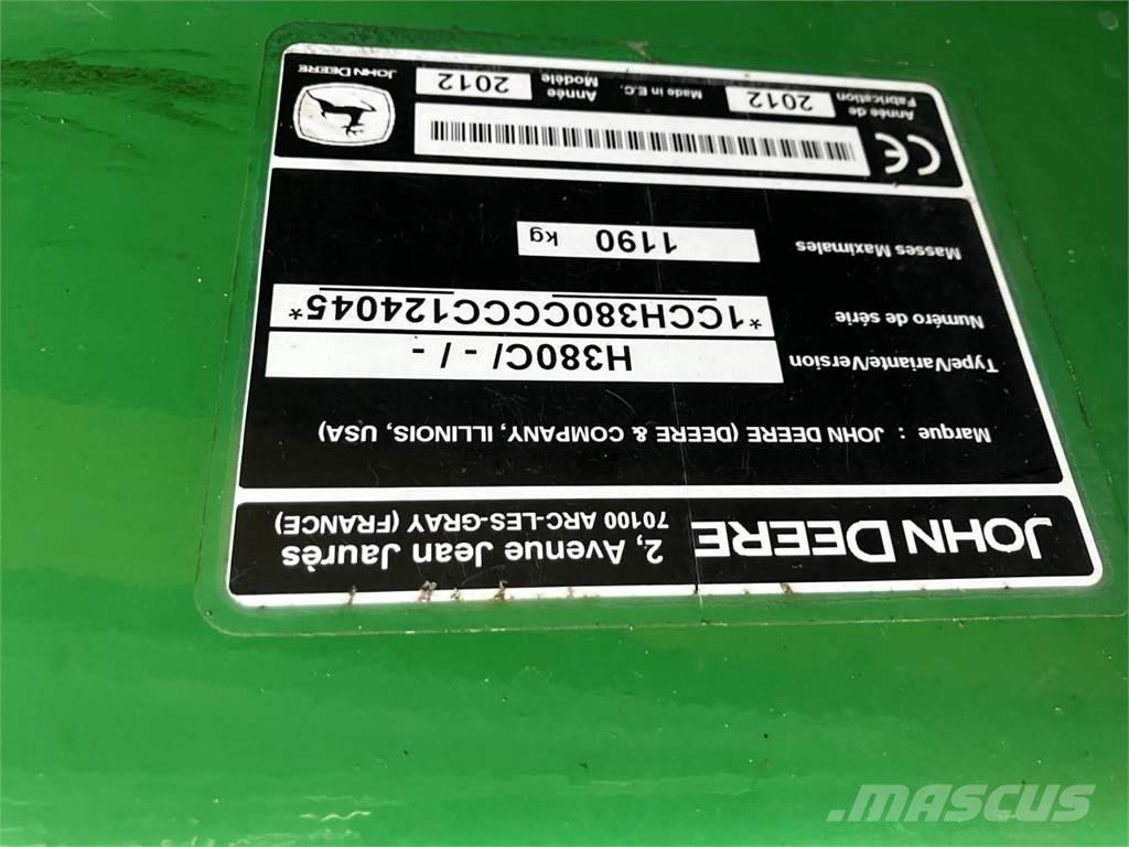 John Deere 6215R Trattori