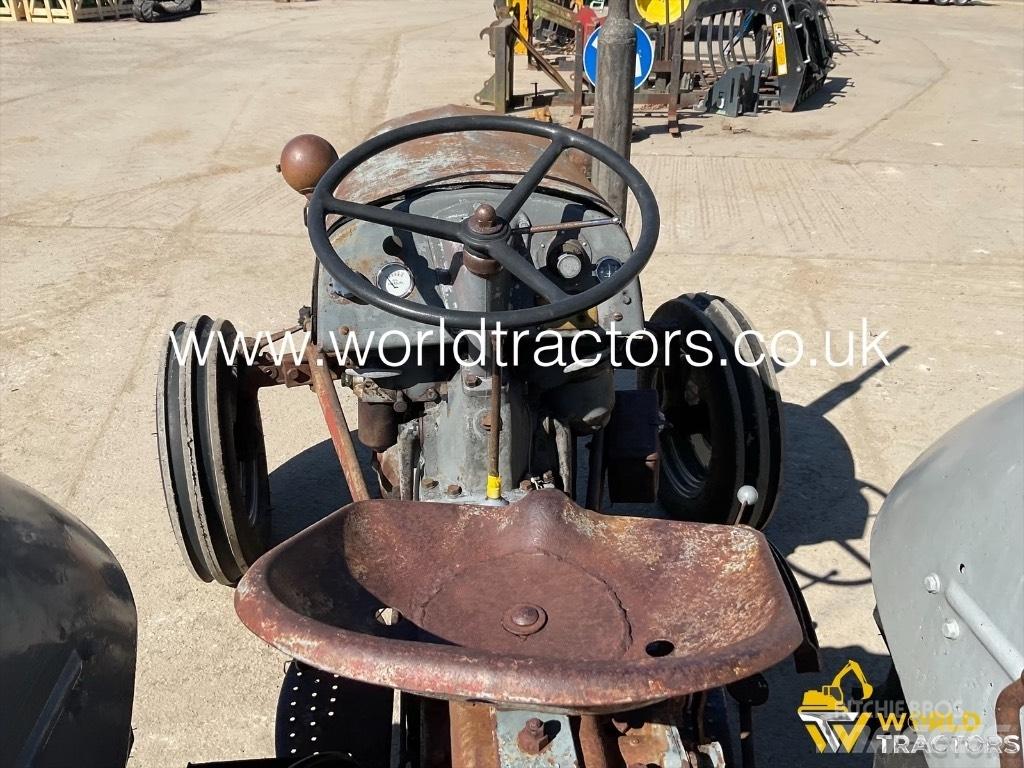 Ferguson TRACTOR Trattori