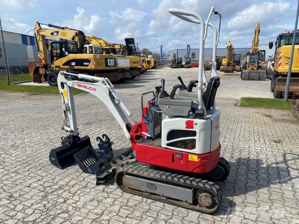 Takeuchi TB210R Miniescavatori