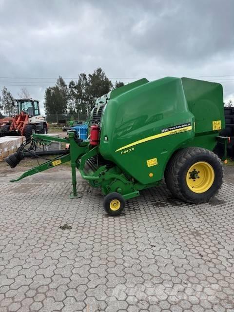 John Deere F 440 R Rotopresse
