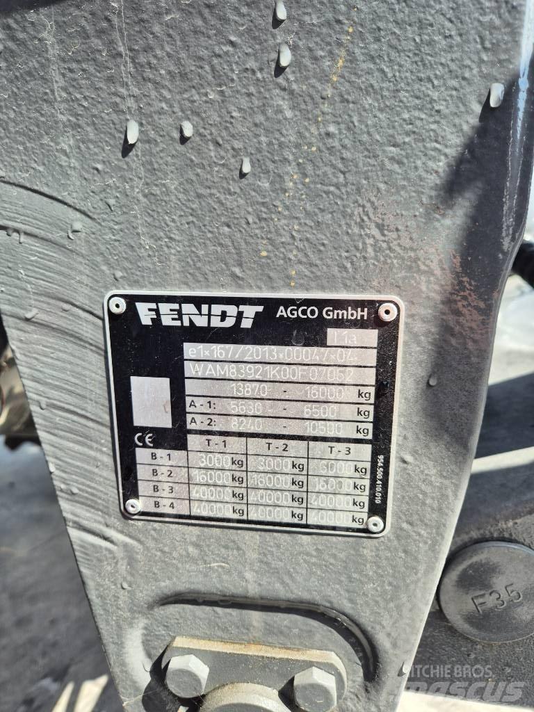 Fendt 822 S4 Trattori