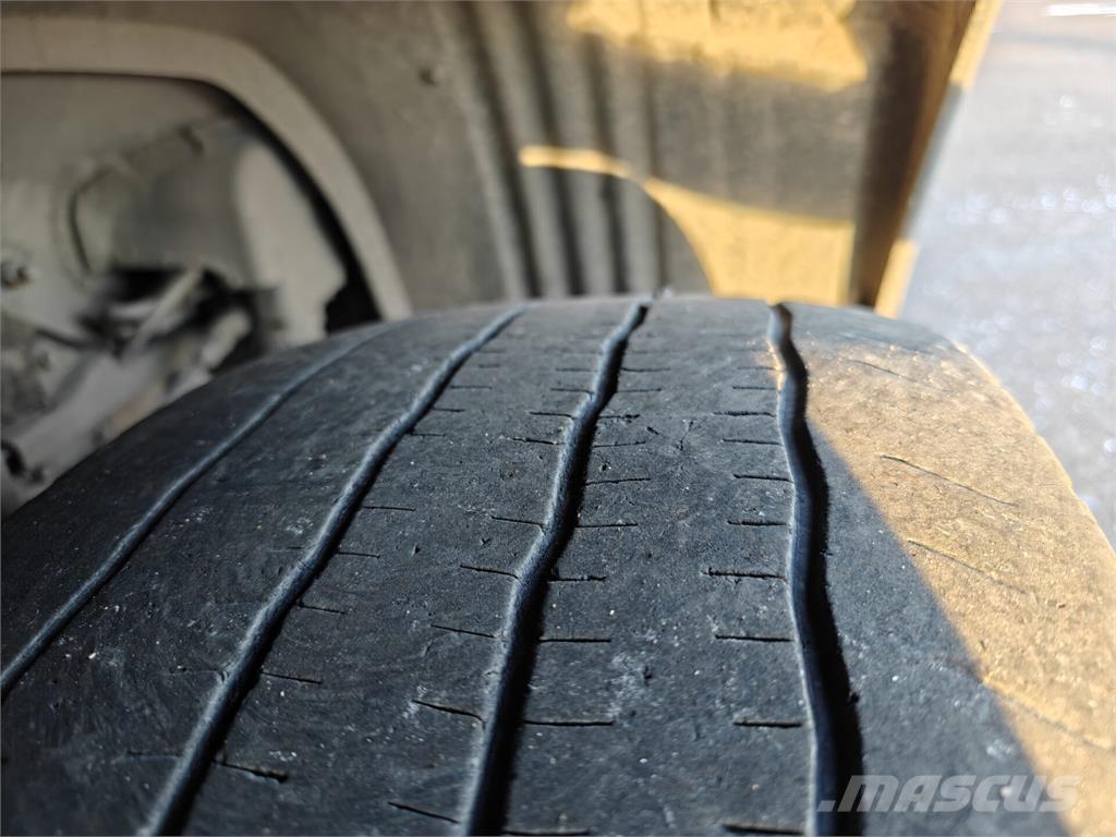 Scania P94 Camion cassonati