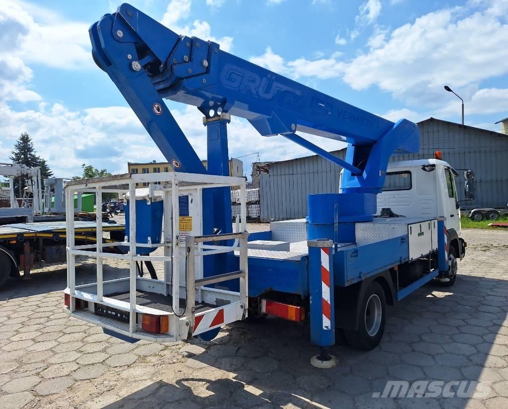 Bison TKA 30 KS Piattaforme autocarrate