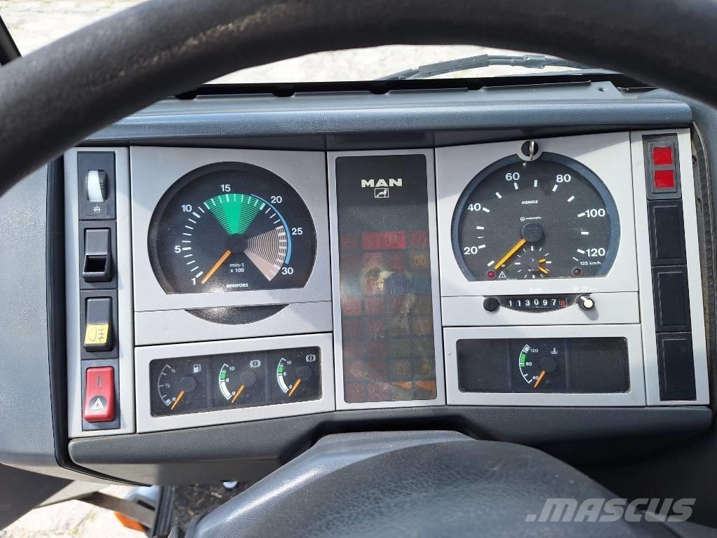 Bison TKA 30 KS Piattaforme autocarrate