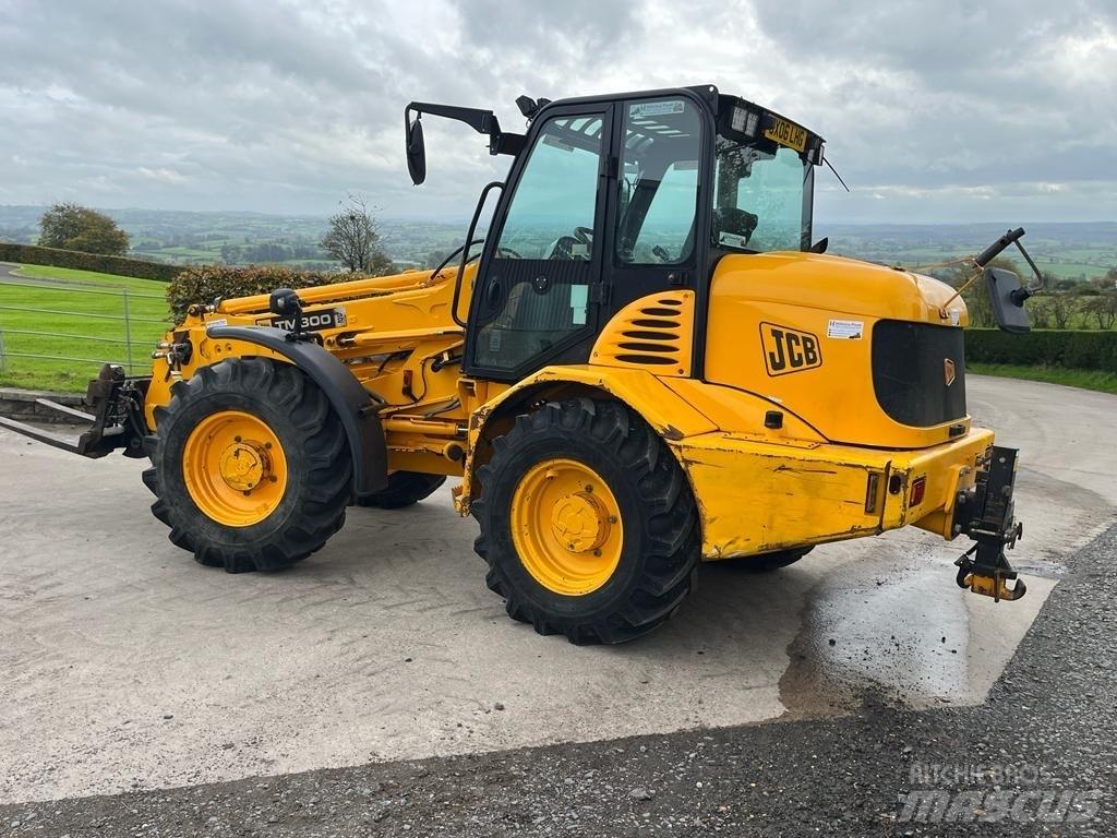 JCB TM 300 Sollevatori telescopici per agricoltura