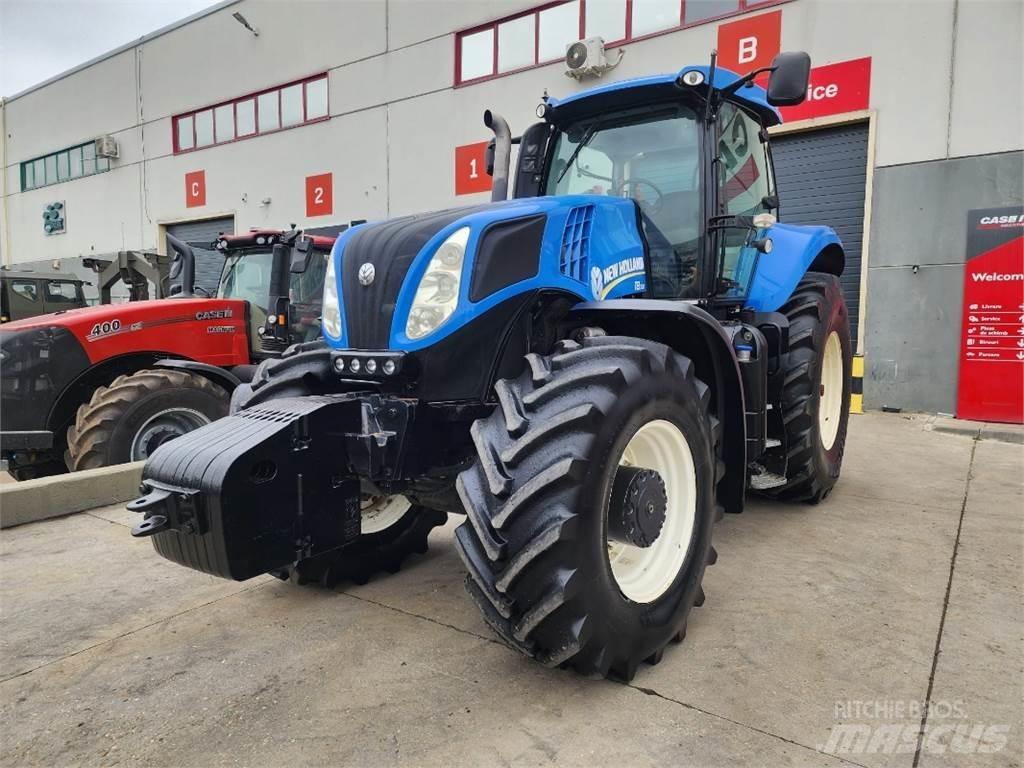 New Holland T8.300 Trattori