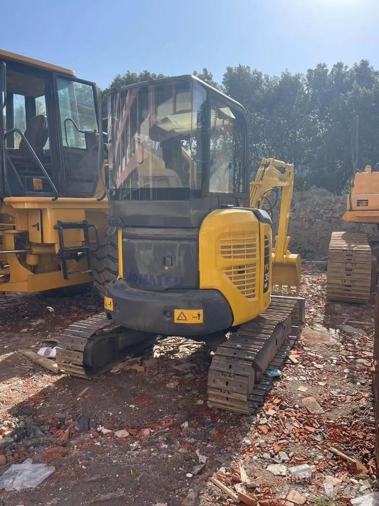 Komatsu PC 35 Escavatori cingolati