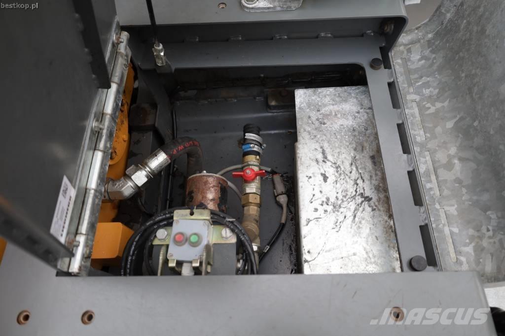 Liebherr A 916 Escavatori gommati