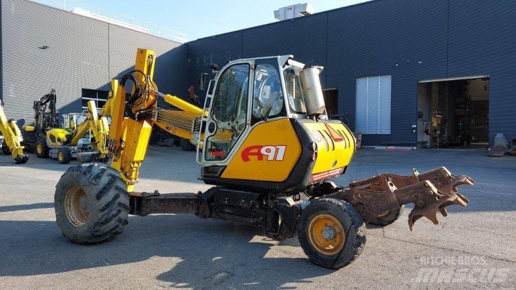 Menzi Muck A91 Mobil Escavatori gommati