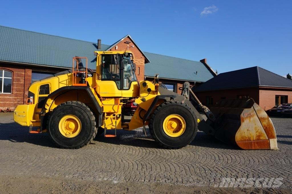 Volvo L 180 H Pale gommate