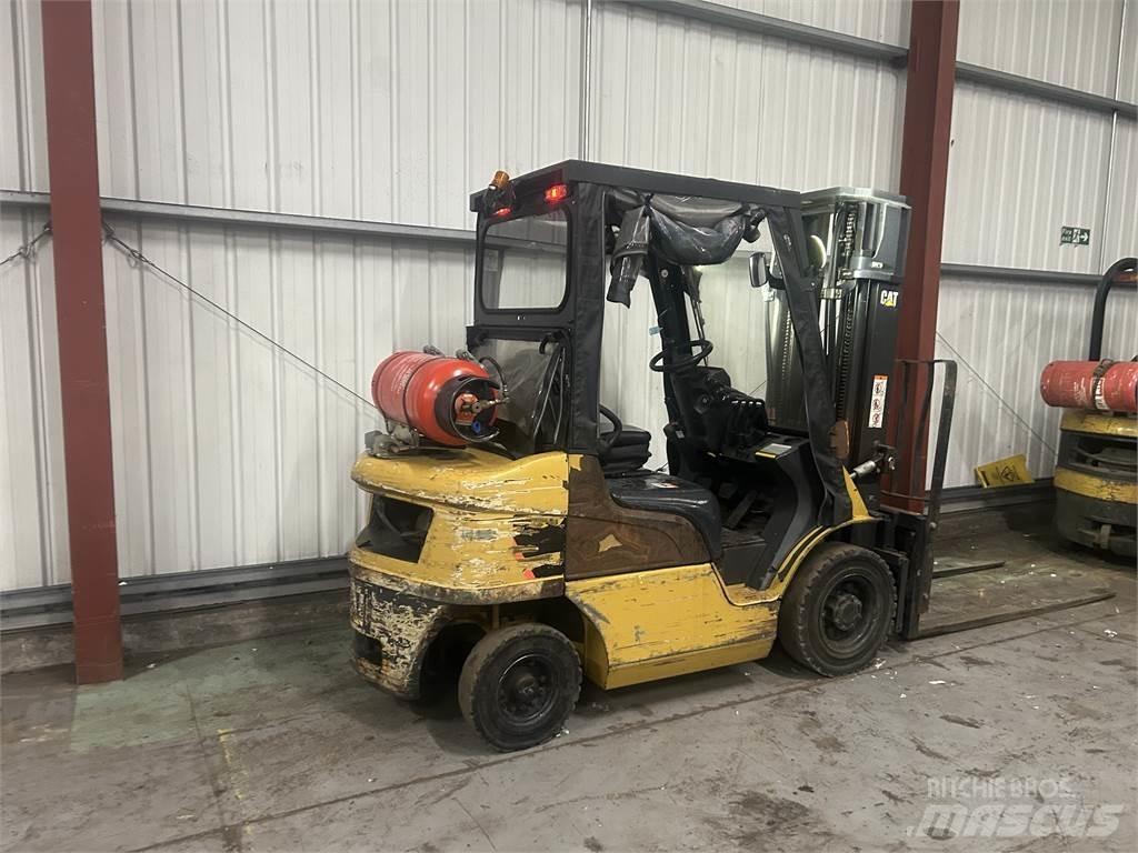CAT GP25NT Carrelli elevatori GPL