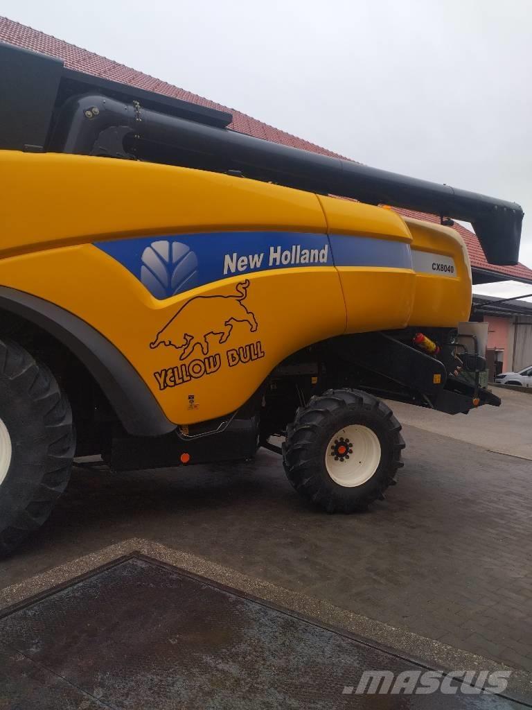 New Holland CX 8040 Mietitrebbiatrici