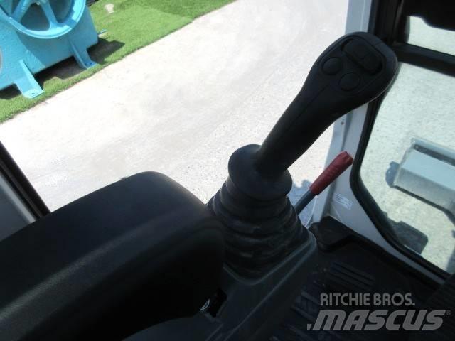 Takeuchi TB 240 Miniescavatori