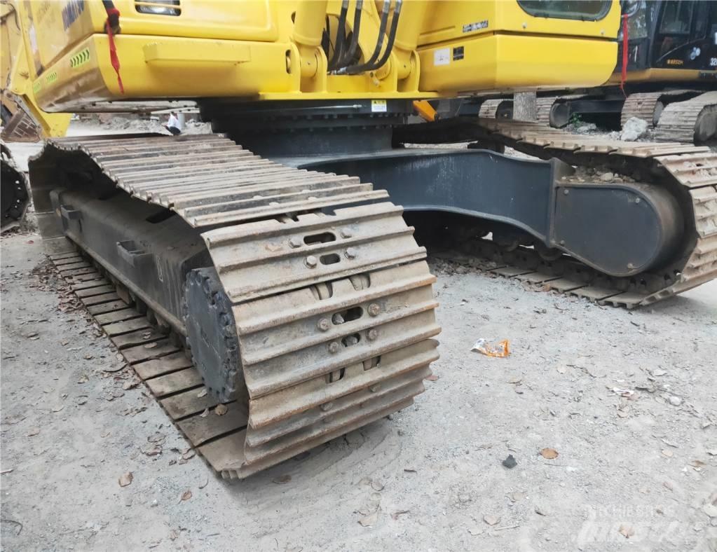 Komatsu PC200-7 Escavatori cingolati
