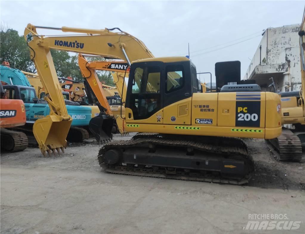 Komatsu PC200-7 Escavatori cingolati