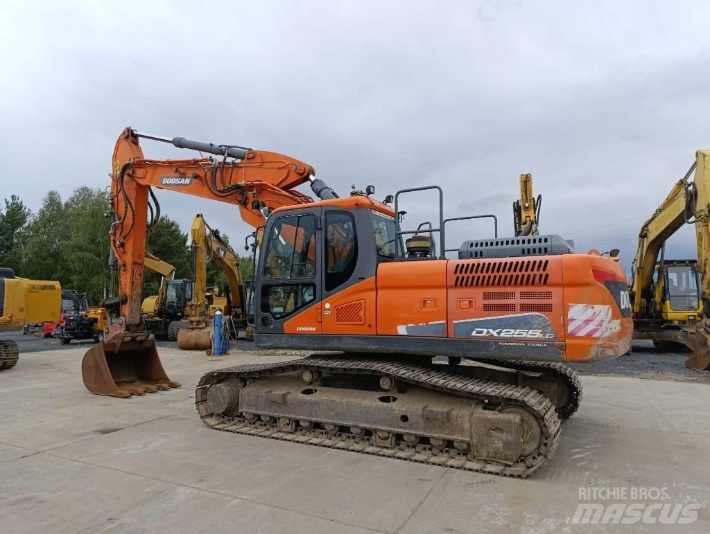 Doosan DX 255 LC-5 Escavatori cingolati