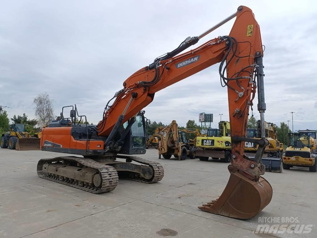 Doosan DX 255 LC-5 Escavatori cingolati