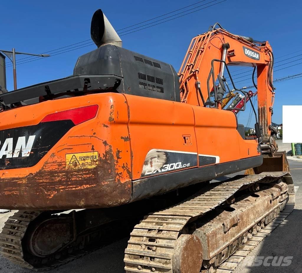 Doosan DX 300 LC-3 Escavatori cingolati