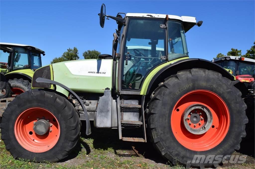 CLAAS Ares 826 RZ Trattori
