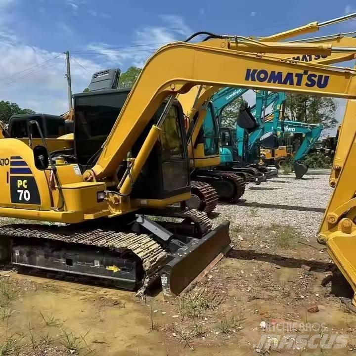 Komatsu PC70 Escavatori cingolati