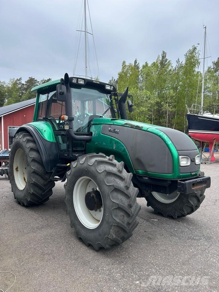 Valtra T 150 Trattori