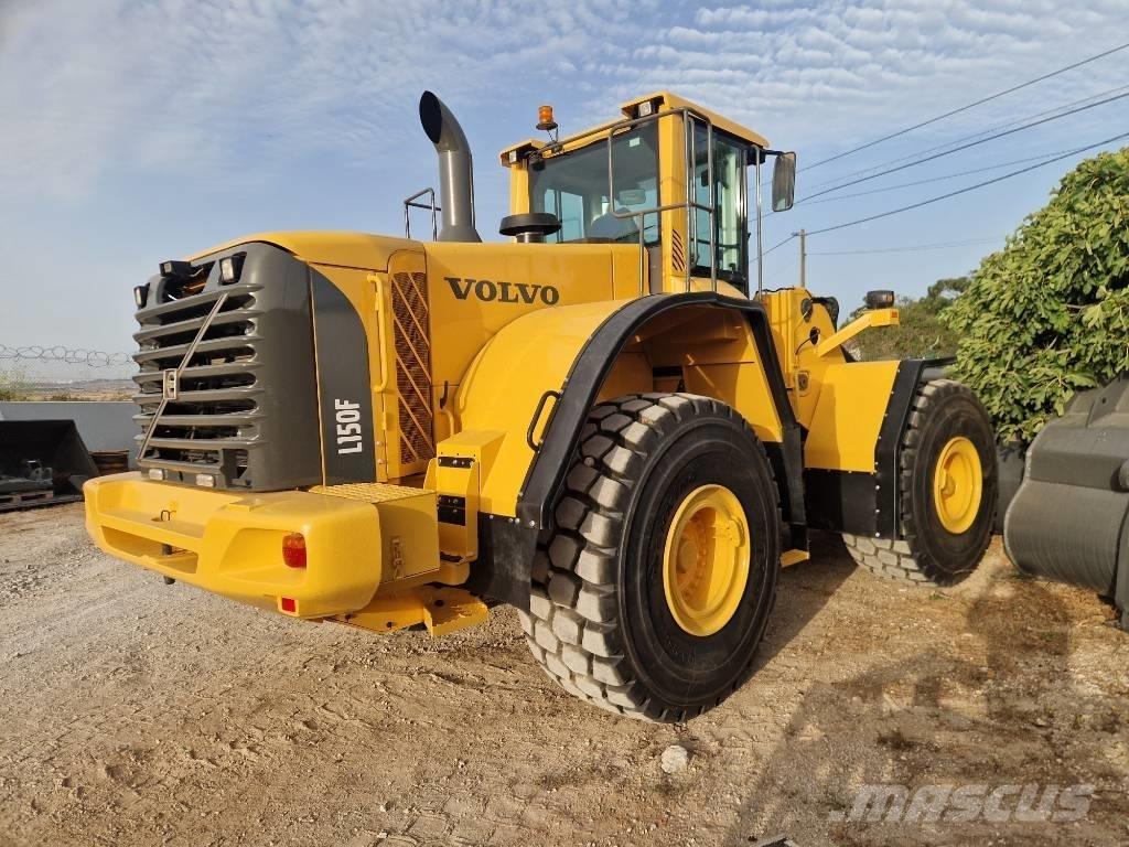 Volvo L 150 F Pale gommate