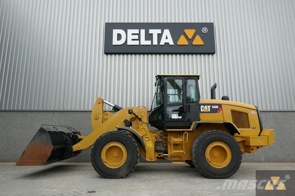 CAT 938K Pale gommate