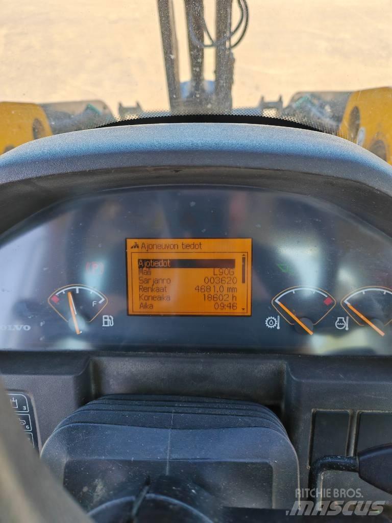 Volvo L 90 G Pale gommate