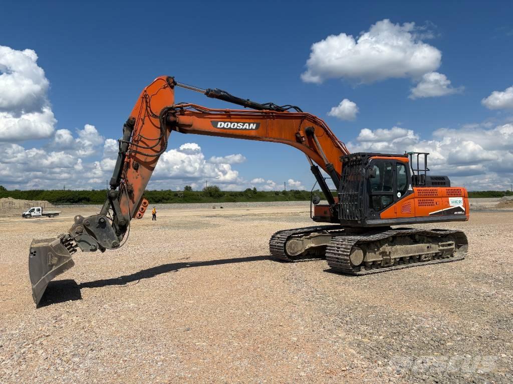 Doosan DX 300 LC-5 Escavatori cingolati