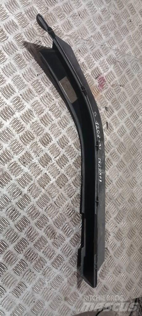 Scania 94 D.  1429393 Cabine e interni