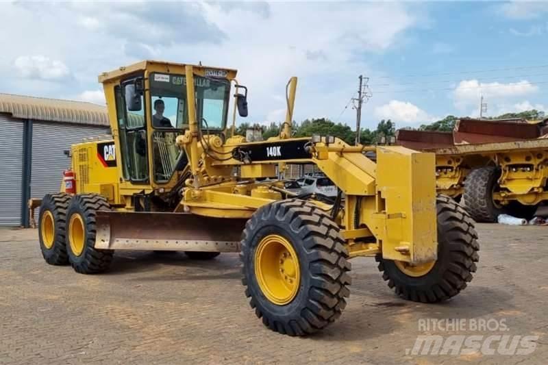 CAT  140K Motorgraders