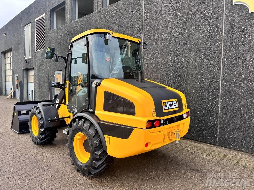 JCB 407 Pale gommate