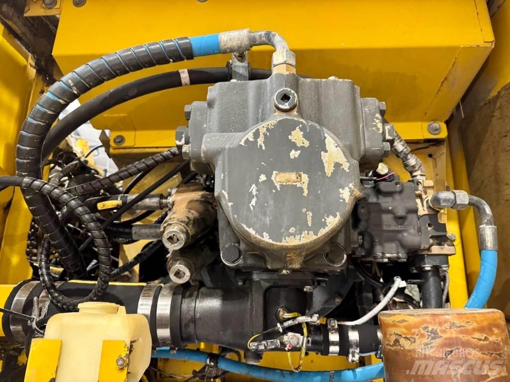 Komatsu PC 490 LC-10 Escavatori cingolati