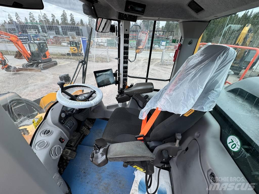 Volvo L 180 H Pale gommate