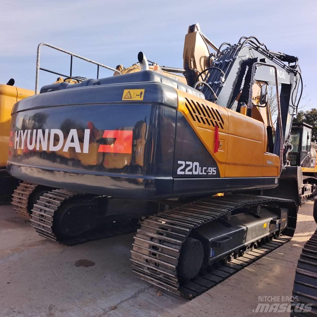 Hyundai 220LC -9S Escavatori cingolati