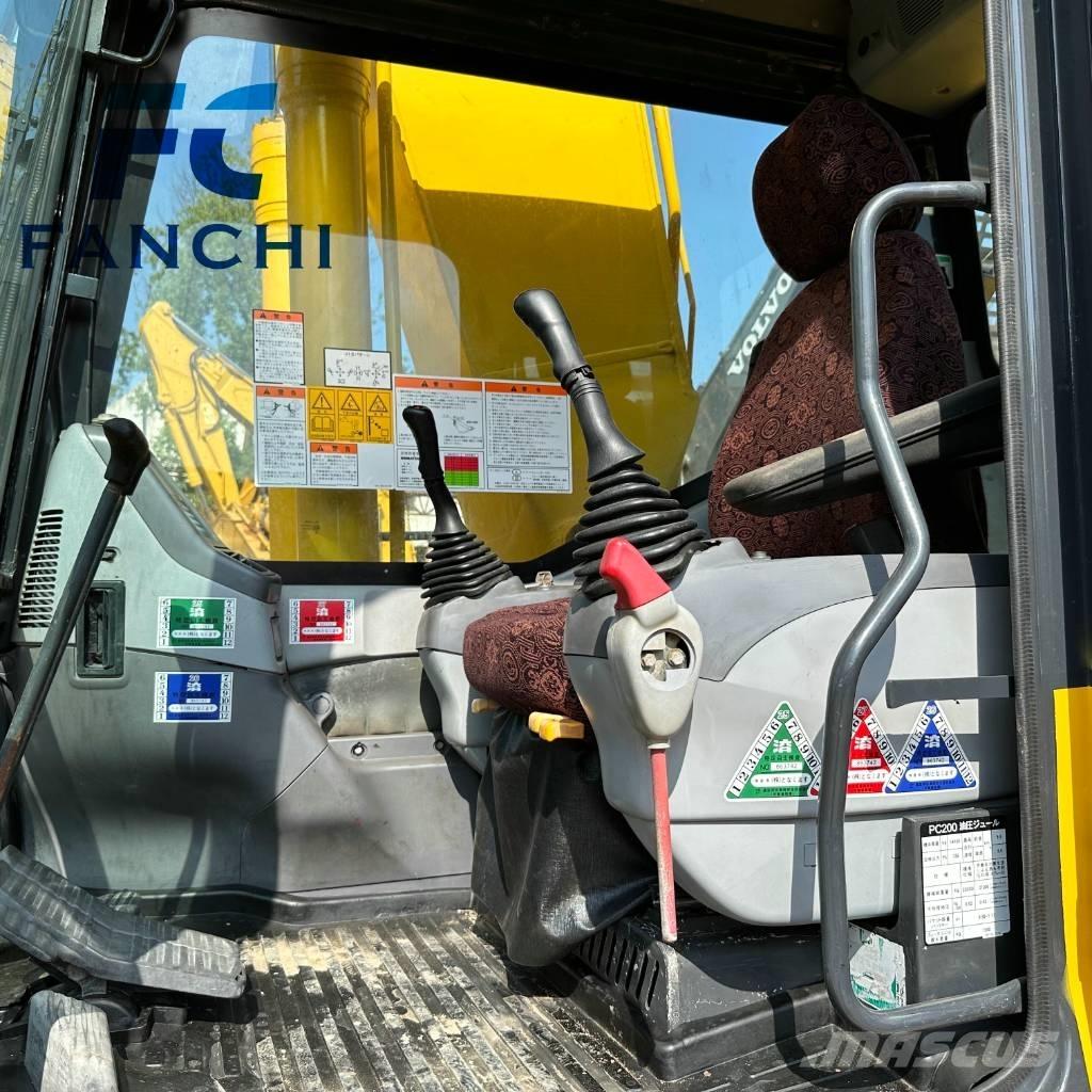 Komatsu PC 200-8 Escavatori cingolati
