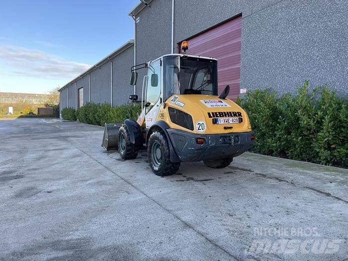 Liebherr L506C Pale gommate