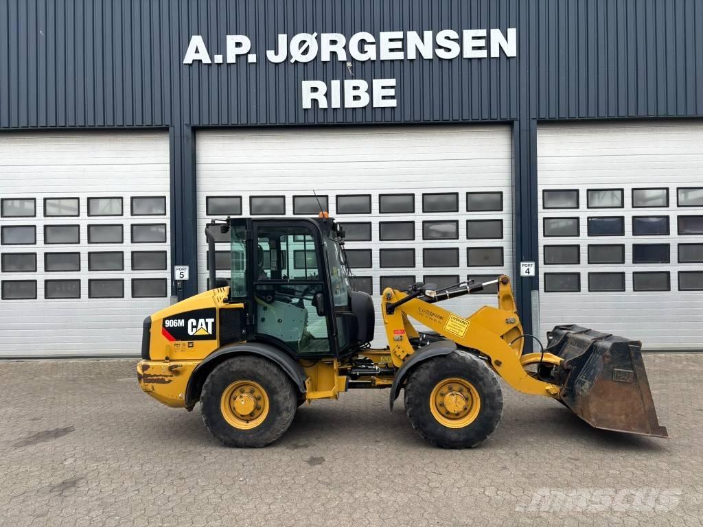 CAT 906 M Pale gommate