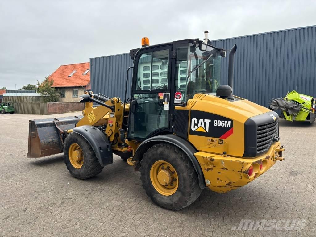 CAT 906 M Pale gommate