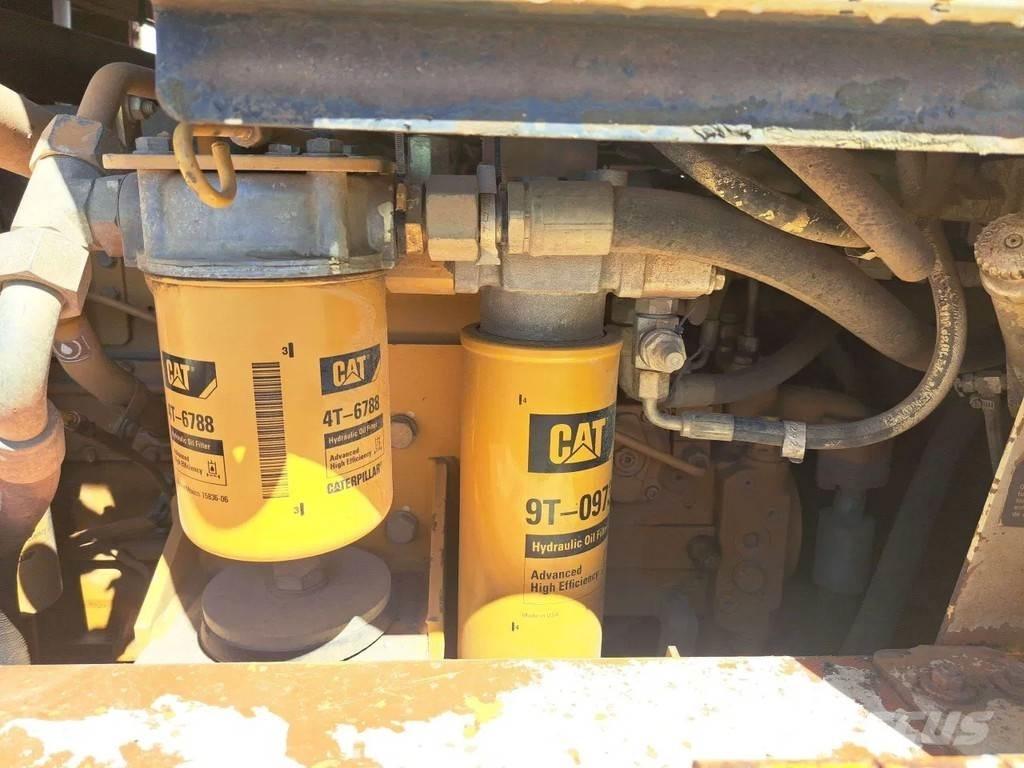 CAT 963C Pale cingolate