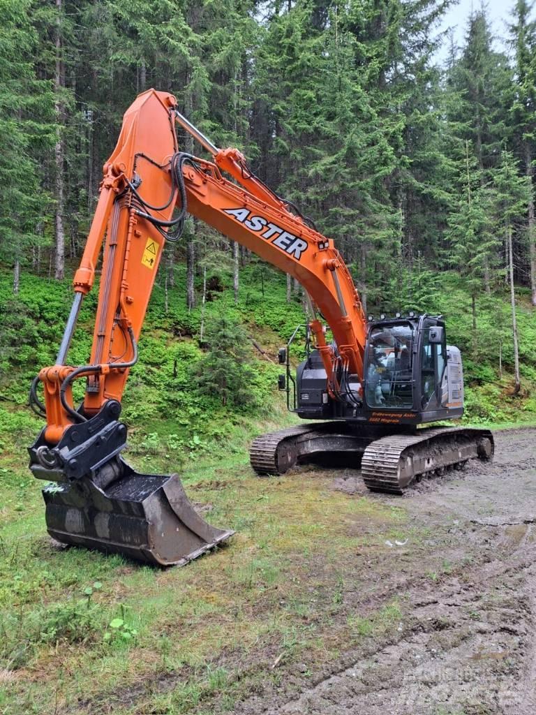 Hitachi ZX 225 US LC Escavatori cingolati
