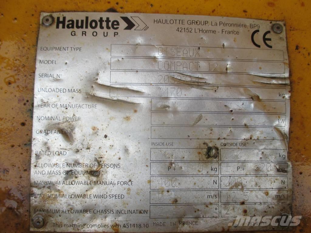 Haulotte Compact 12 Piattaforme a pantografo