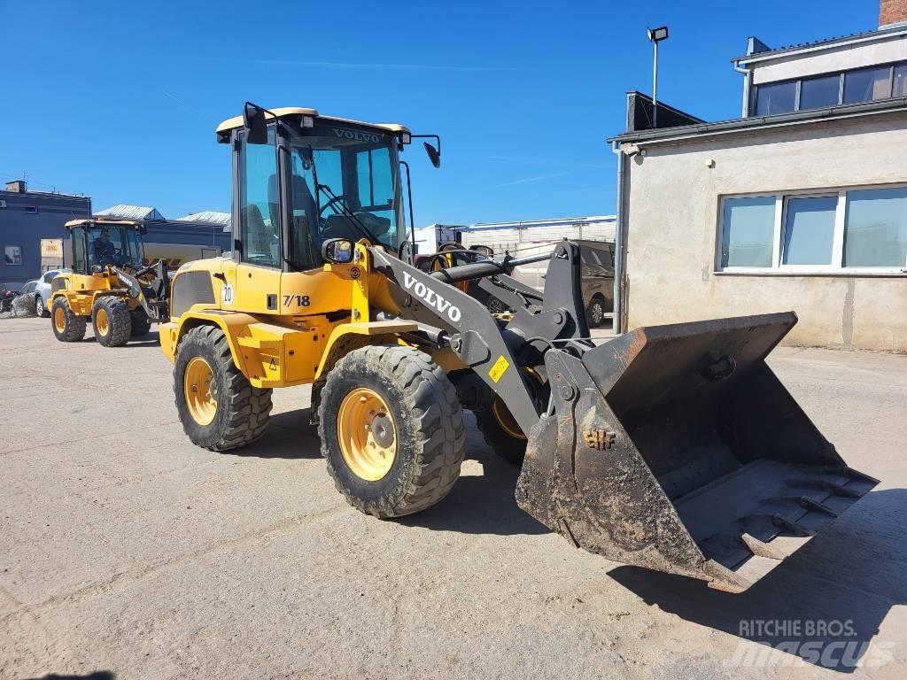 Volvo L 30 G Pale gommate